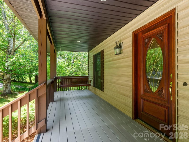 11 Robin Ln, Weaverville, NC 28787