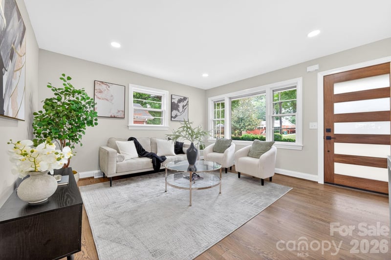 1434 Waddell St, Charlotte, NC 28216