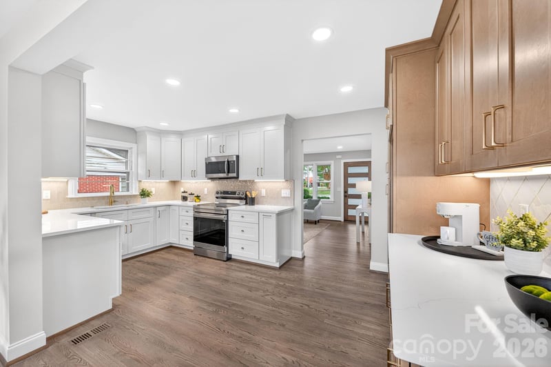 1434 Waddell St, Charlotte, NC 28216