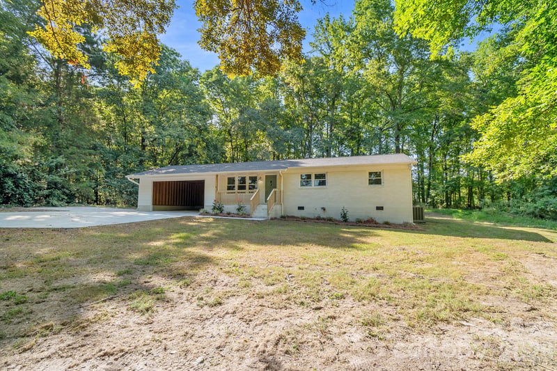 2177 Thornwell Rd, Lancaster, SC 29720