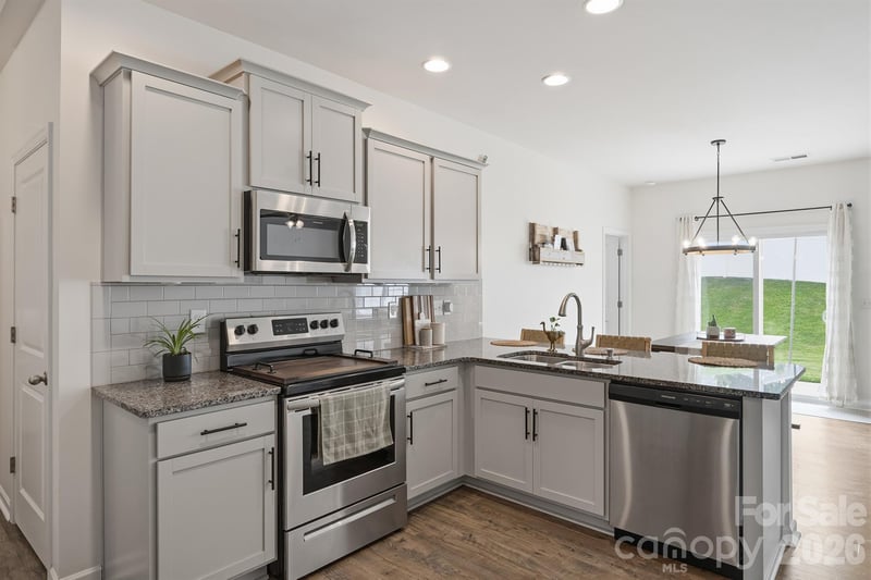 7004 Branch Fork Rd, Charlotte, NC 28215