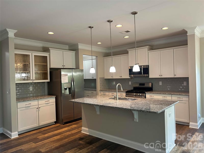 1025 Burton Point Ct, Waxhaw, NC 28173