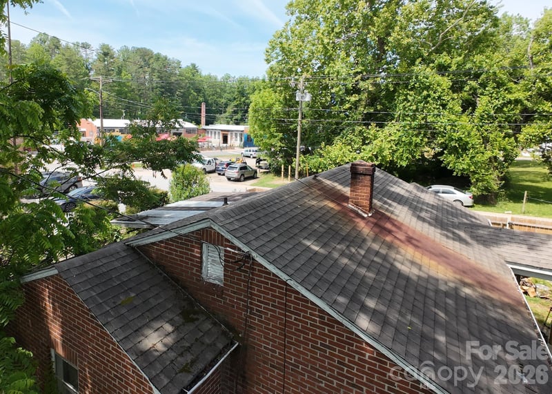 414 Whitted St, Hendersonville, NC 28739