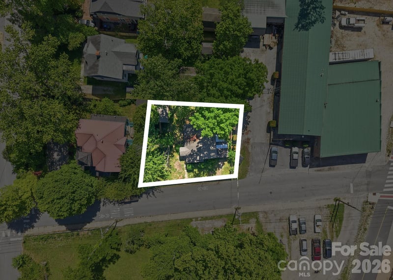 414 Whitted St, Hendersonville, NC 28739