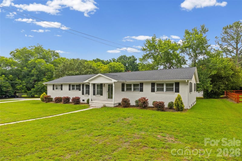 130 Briarwood Dr, Rock Hill, SC 29732