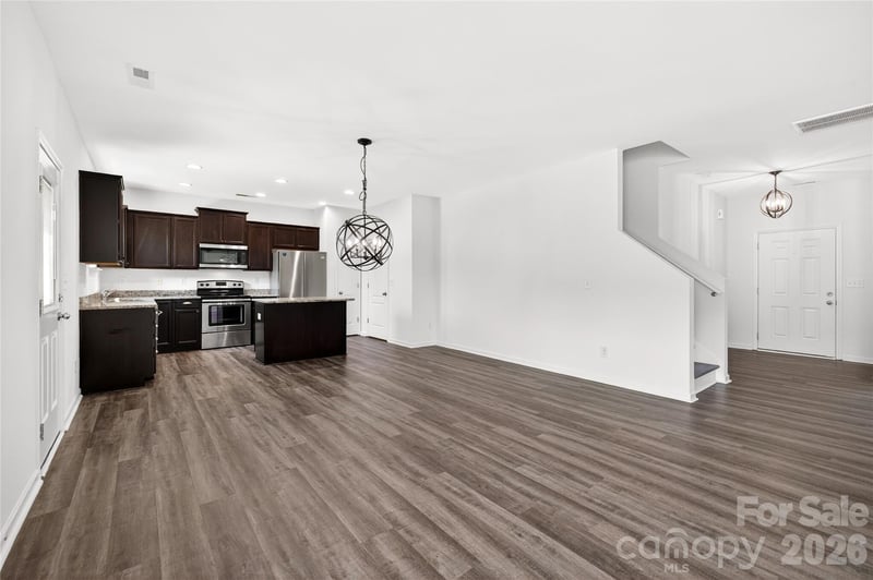 9013 Magnolia Lily Ave, Charlotte, NC 28227