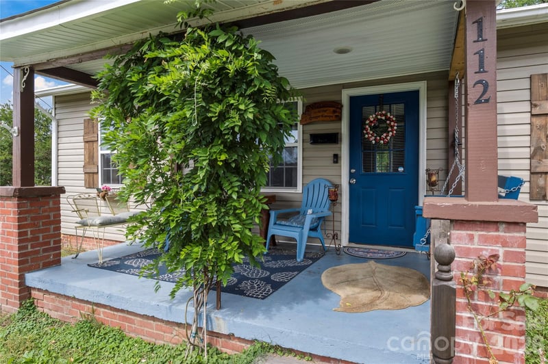 112 Hillcrest St, Jonesville, NC 28642
