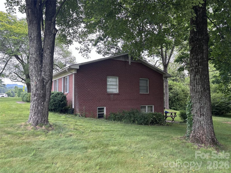 625 Vance St, Waynesville, NC 28786