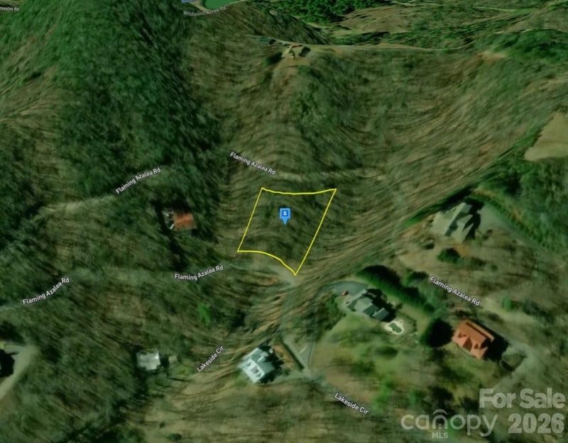111 Flaming Azalea Rd, Franklin, NC 28734