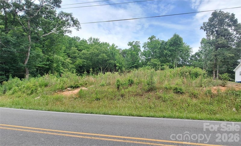 249 Ashebrook Park Rd, Dallas, NC 28034