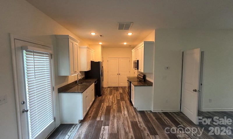 804 Jost St, Statesville, NC 28677