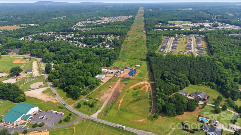 8167 Optimist Club Rd, Denver, NC 28037