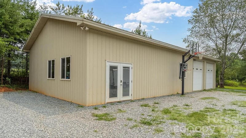 4220 Mount Beulah Rd, Maiden, NC 28650