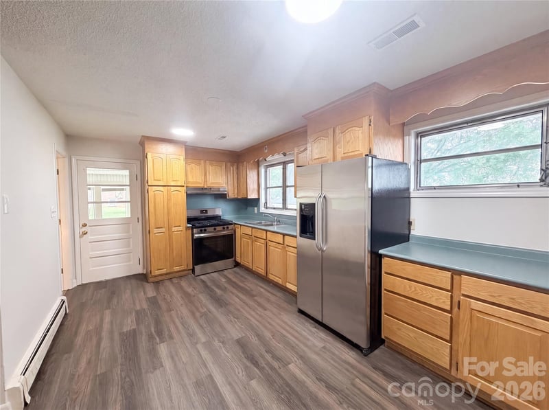 1580 Cloaninger Ave, Statesville, NC 28625
