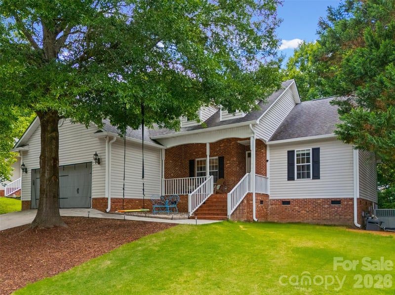 12029 Spinnaker Dr, Tega Cay, SC 29708