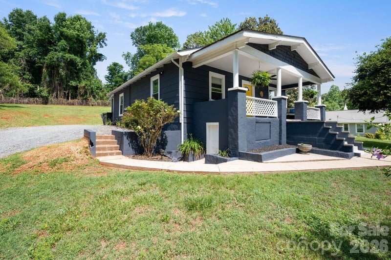 147 Hillside St, Rutherfordton, NC 28139