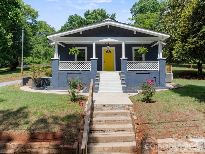 147 Hillside St, Rutherfordton, NC 28139