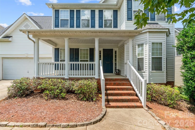 2725 Billings Park Dr, Charlotte, NC 28213