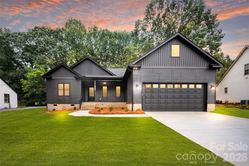 3301 Eva Dr, Concord, NC 28027