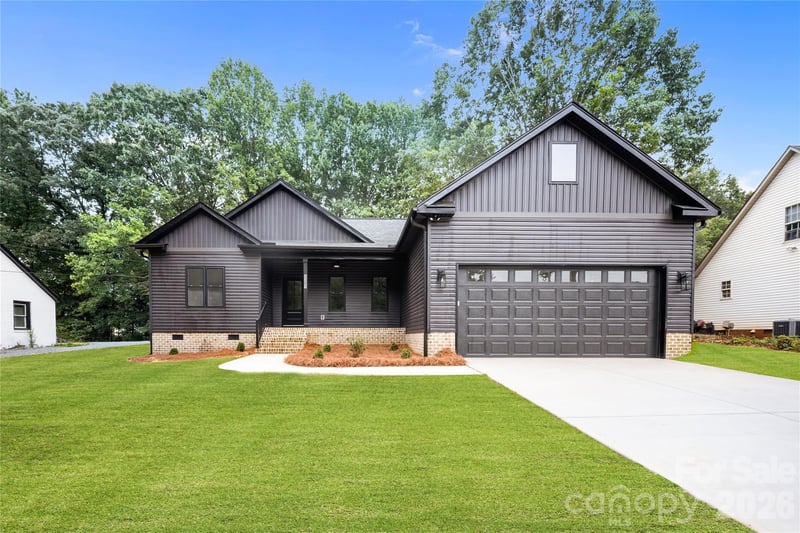 3301 Eva Dr, Concord, NC 28027