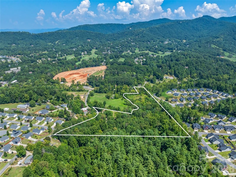 28 Pleasant Grove Rd, Weaverville, NC 28787