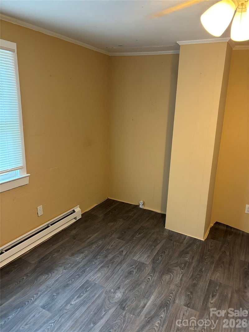 209 Rickenbacker St, Lancaster, SC 29720