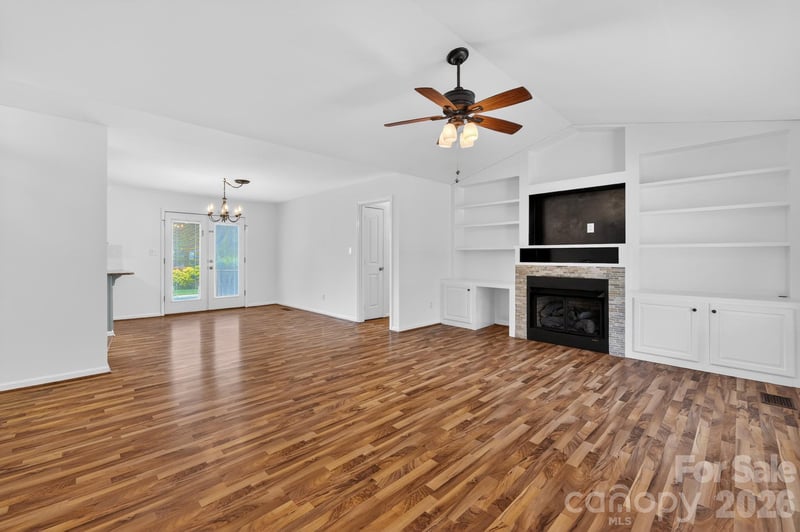 4382 Cross Ridge Dr, Gastonia, NC 28056