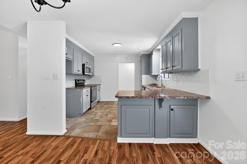 4382 Cross Ridge Dr, Gastonia, NC 28056