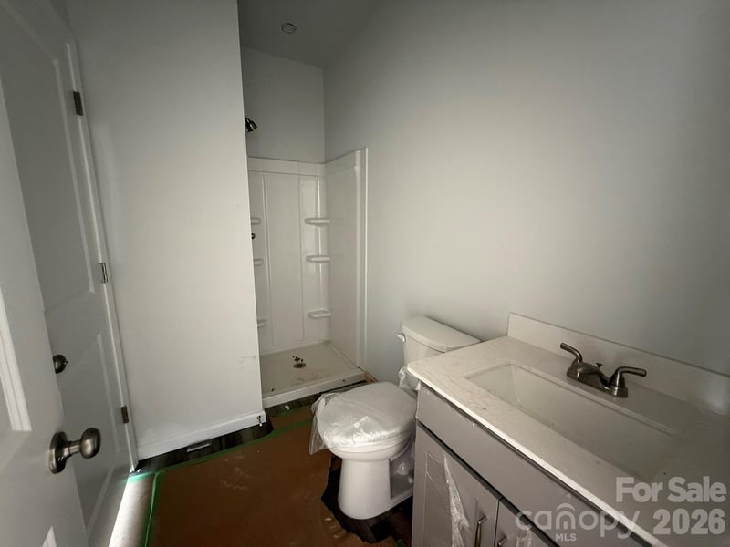 4017 Juno Dr, Charlotte, NC 28215