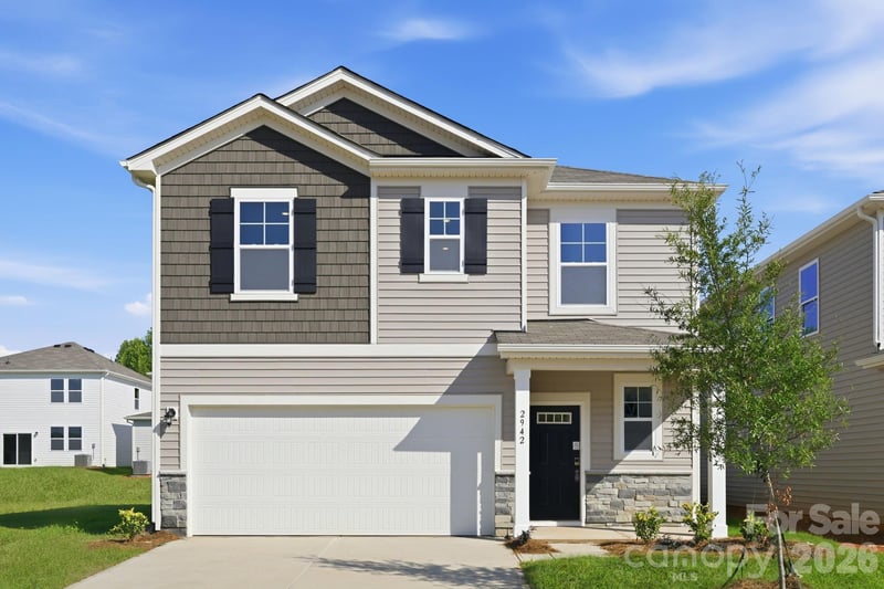2942 31st St, Hickory, NC 28601