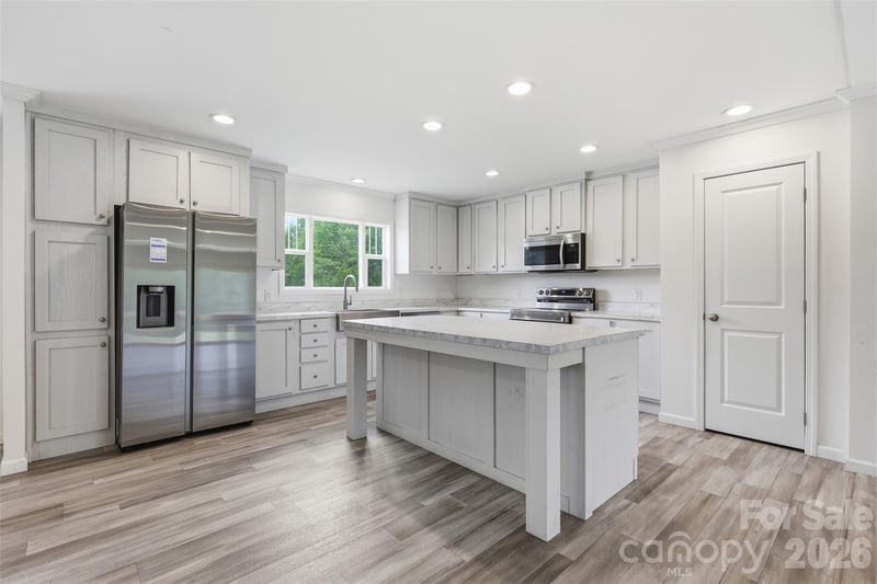 2245 Carter Hill Ln, Lancaster, SC 29720