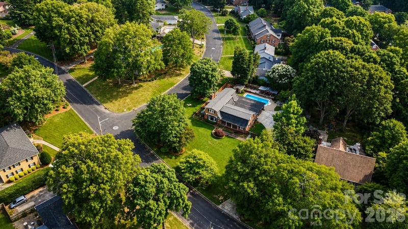 1339 Carmen Ln, Gastonia, NC 28054