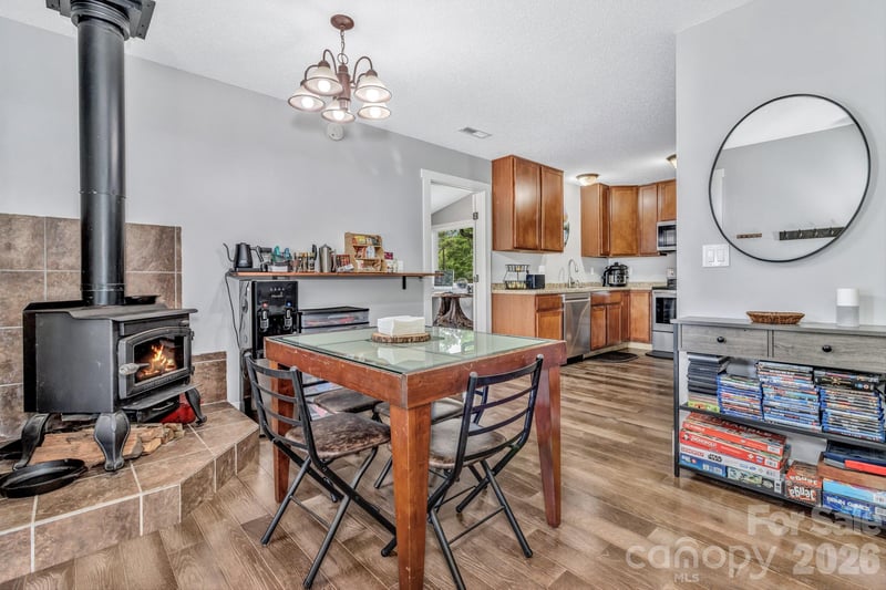 43 Pelzer St, Asheville, NC 28804