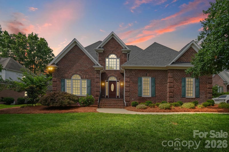 933 Allison Mews Pl, Concord, NC 28027