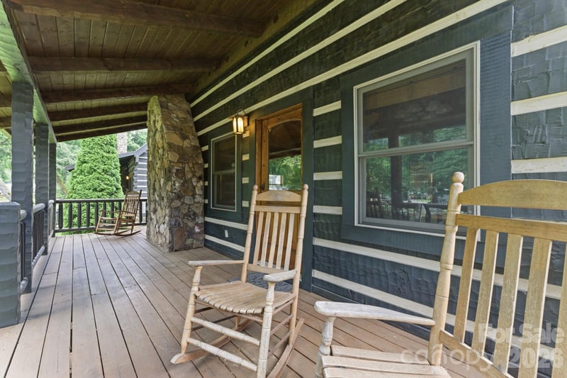 62 Rachels Cir, Maggie Valley, NC 28751