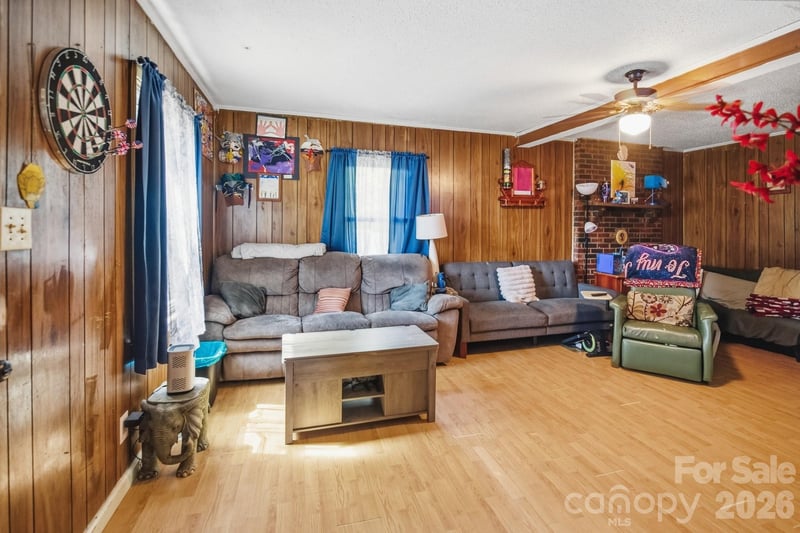 4753 Depot St, Claremont, NC 28610