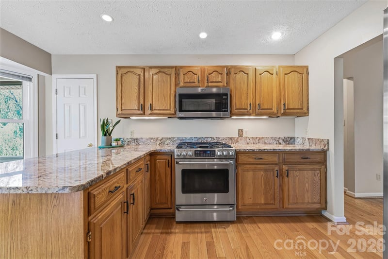 279 Woody Ln, Asheville, NC 28804