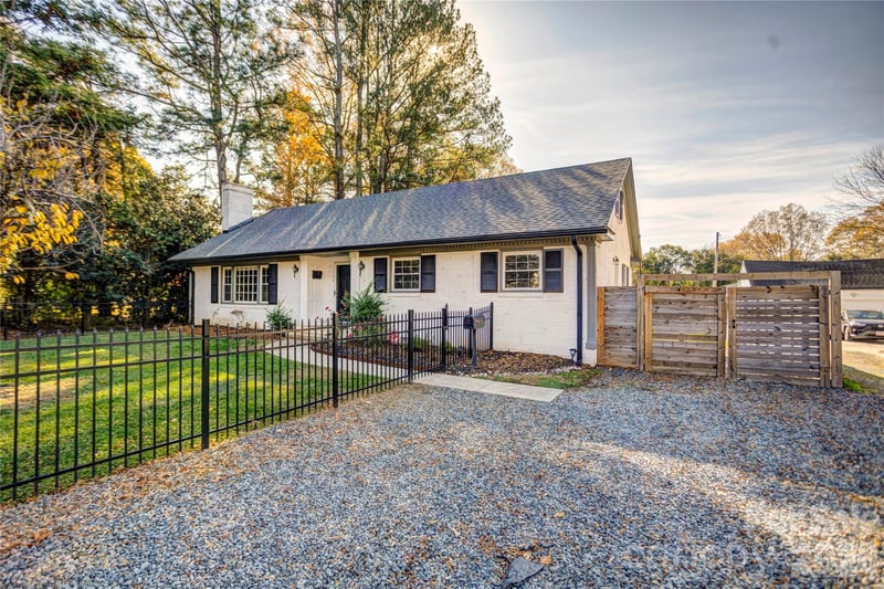782 Union St, Concord, NC 28025