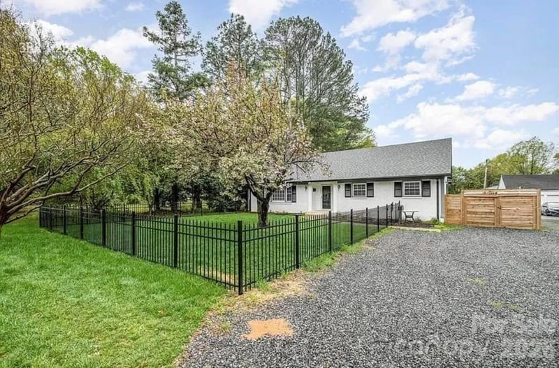 782 Union St, Concord, NC 28025