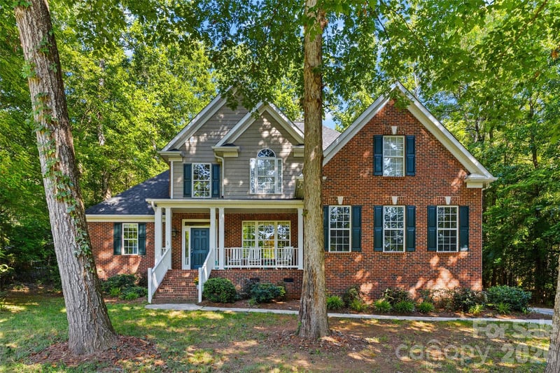 2035 Slippery Rock Cv, Clover, SC 29710