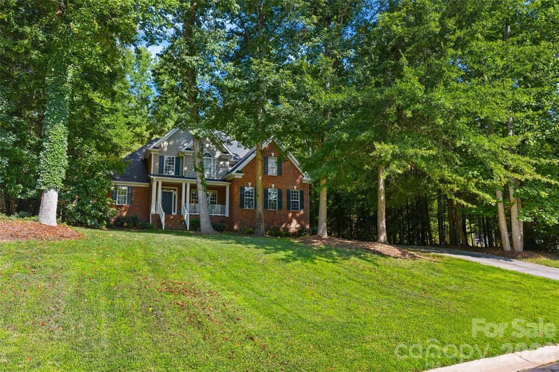 2035 Slippery Rock Cv, Clover, SC 29710