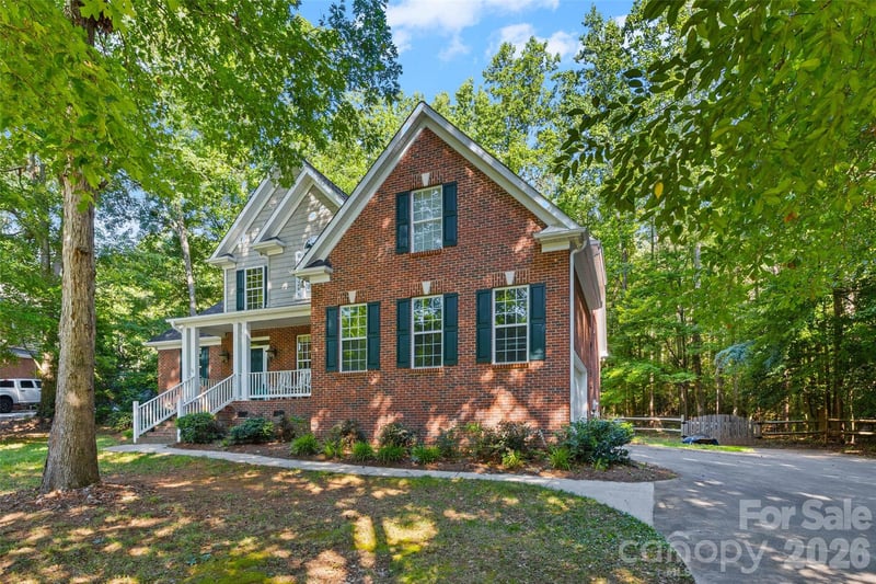2035 Slippery Rock Cv, Clover, SC 29710