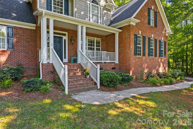 2035 Slippery Rock Cv, Clover, SC 29710