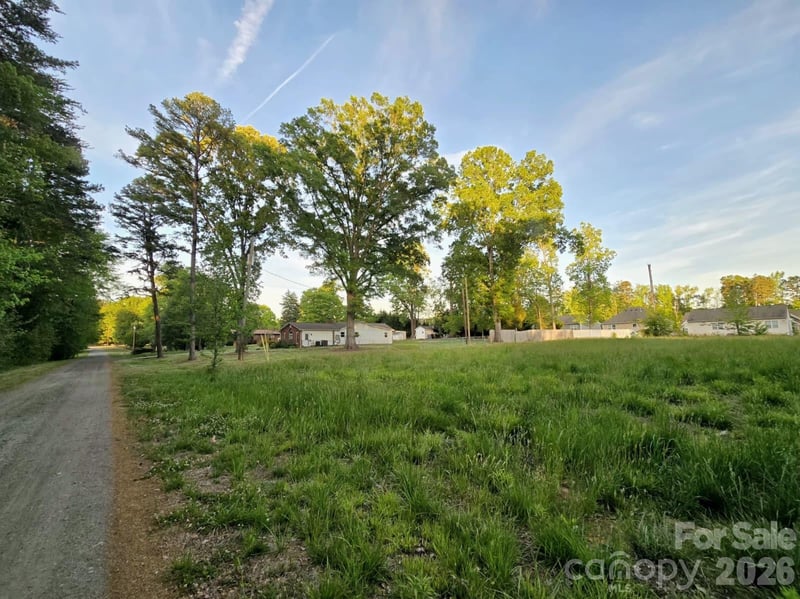 9916 Ellisway Rd, Charlotte, NC 28216