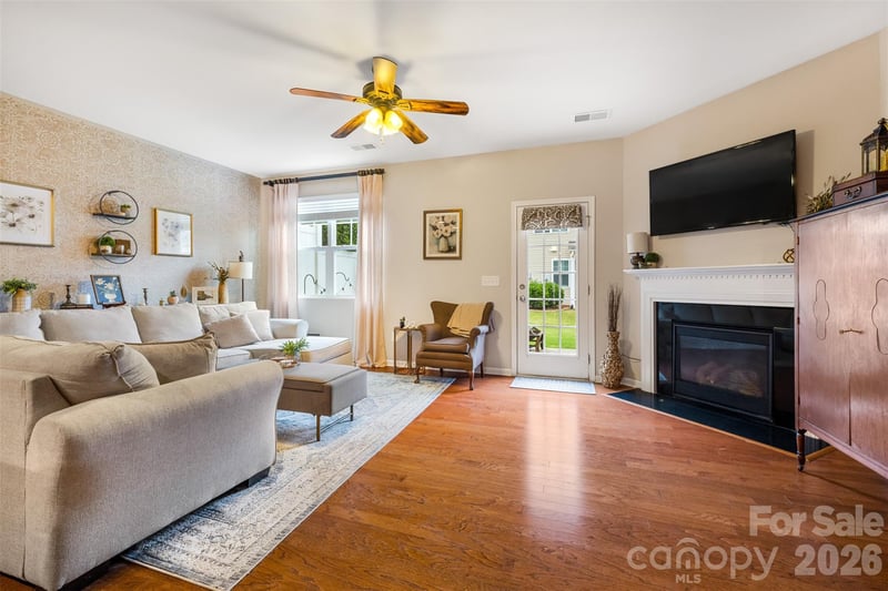 7044 Woodsbay Ln, Rock Hill, SC 29732