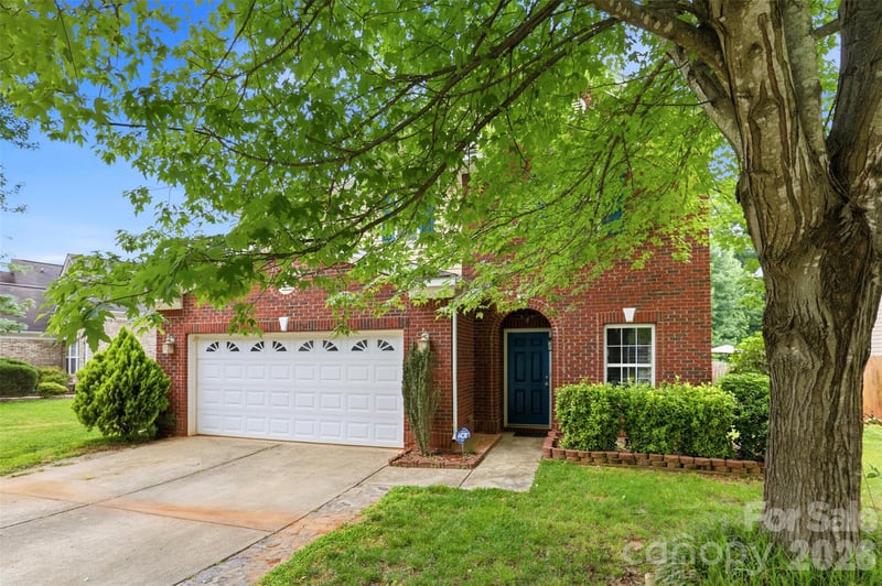 14021 Pinyon Pine Ln, Charlotte, NC 28215