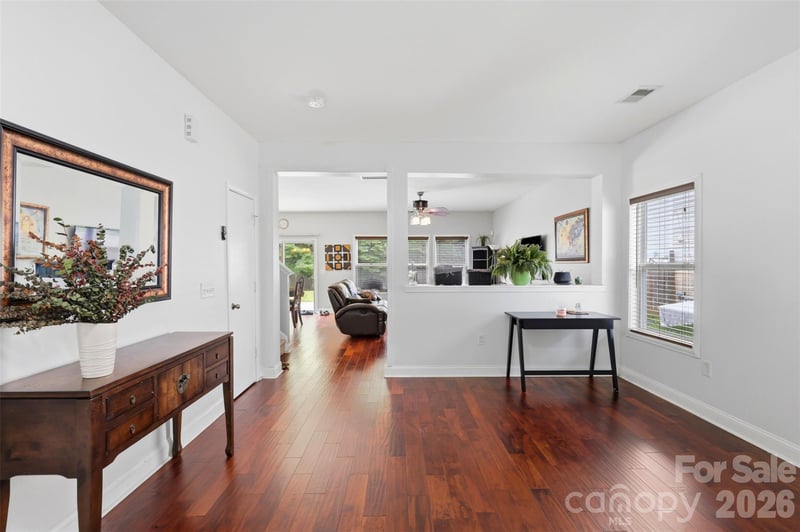 14021 Pinyon Pine Ln, Charlotte, NC 28215