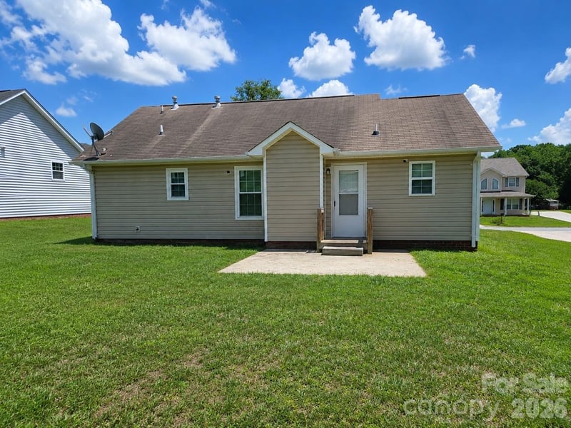 1440 Bells Knox Rd, Charlotte, NC 28214