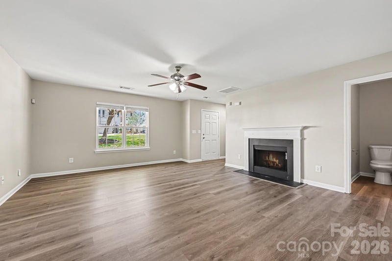 8621 Berrybrook Ln, Charlotte, NC 28269