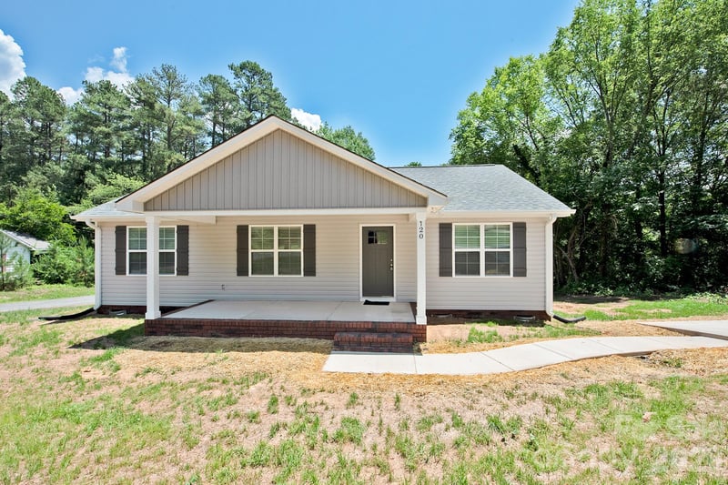 120 Homestead Ave, Kannapolis, NC 28081